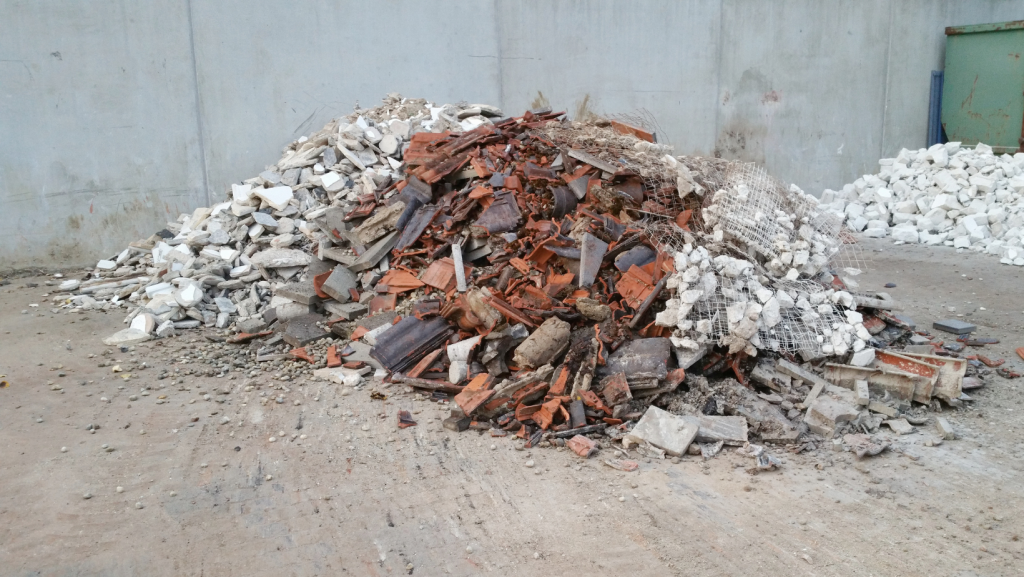 betontörmelék feldolgozás